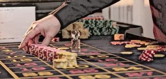 academia-croupier