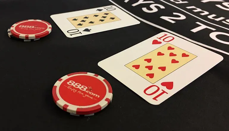 strip-blackjack-split